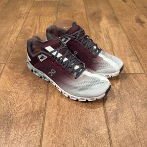 Women's On Cloudflow Mulberry/Mineral 8.5  B Medium US